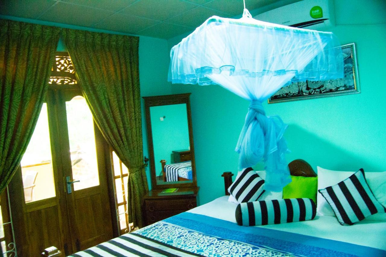 Отель Iduwara Guest Сигирия Экстерьер фото